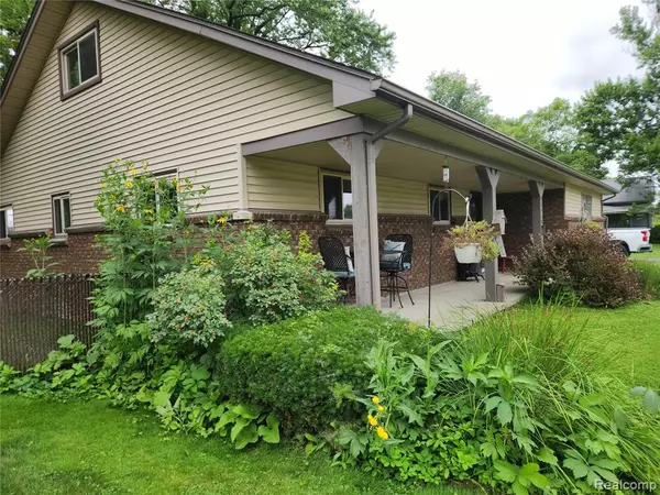 Harrison Twp, MI 48045,24960 Trombley Street