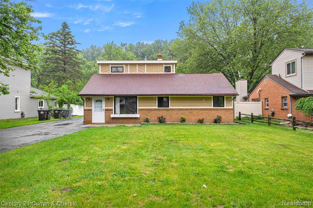 24432 Kensington Street, Taylor, MI 48180