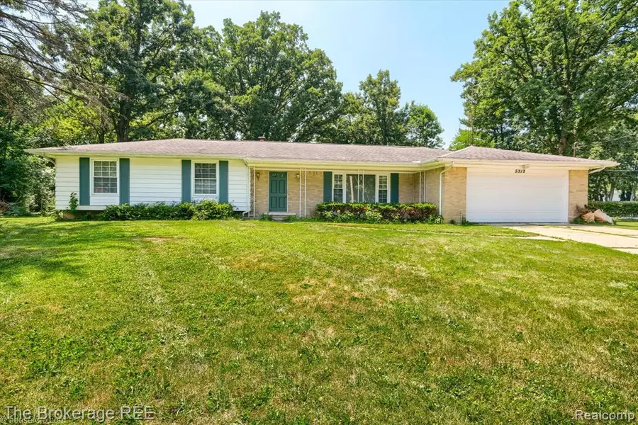 5312 Michael Court, Grand Blanc Twp, MI 48439