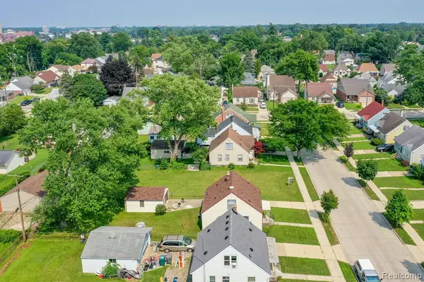 Dearborn, MI 48124,24628 Cooke Street