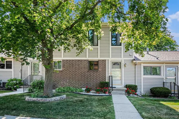 5953 Village Drive, Meridian Twp, MI 48840