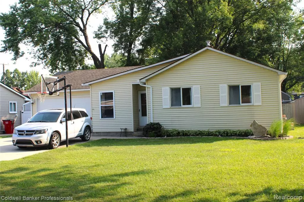 Harrison Twp, MI 48045,27936 Hiller Street