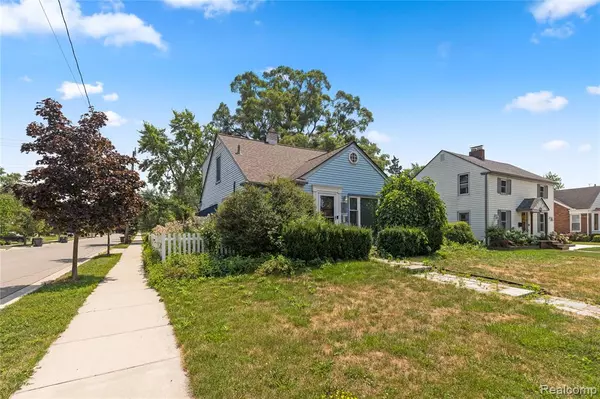 Berkley, MI 48072,2086 Cass Boulevard