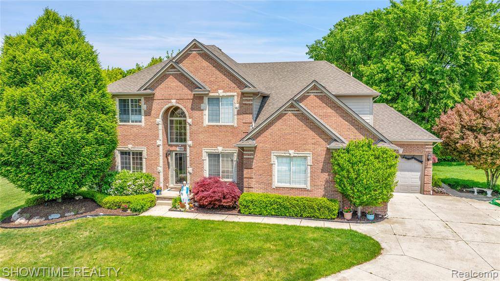 18483 Tarpey Drive, Macomb Twp, MI 48044