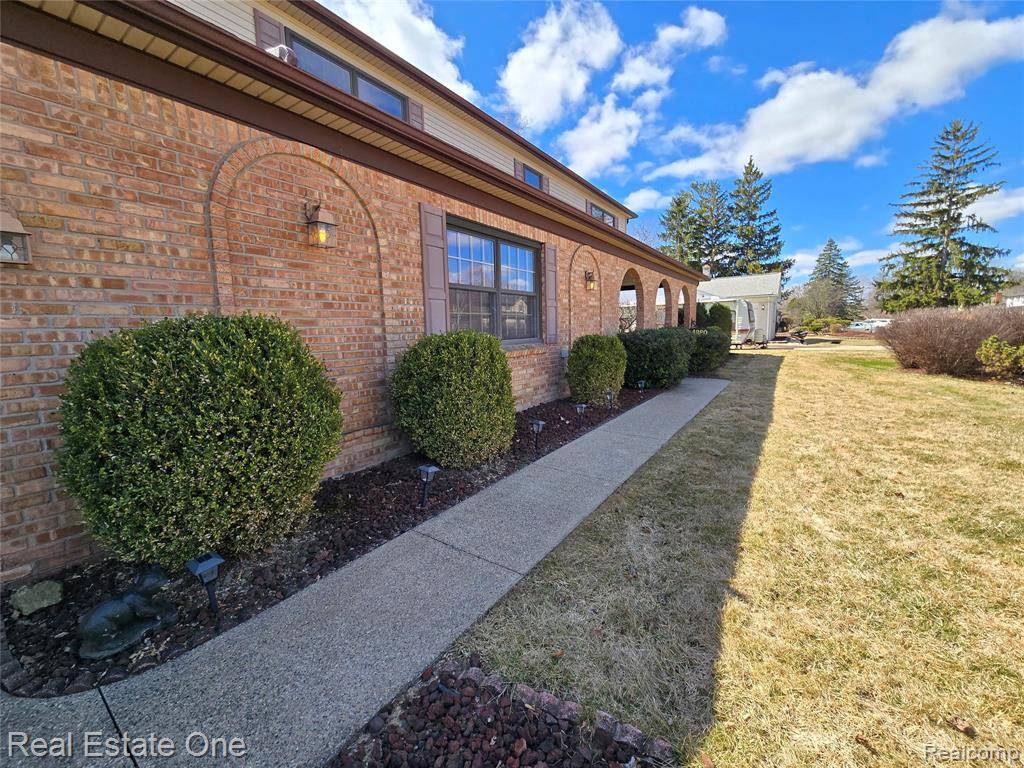 Shelby Twp, MI 48316,4280 Snoal Lane