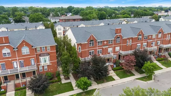 Troy, MI 48084,3103 Camden Drive