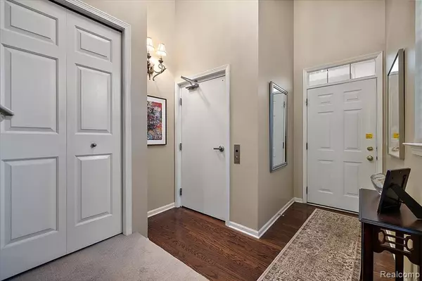 Troy, MI 48084,3103 Camden Drive