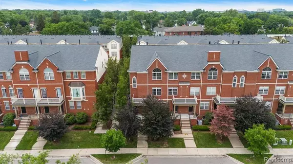 Troy, MI 48084,3103 Camden Drive