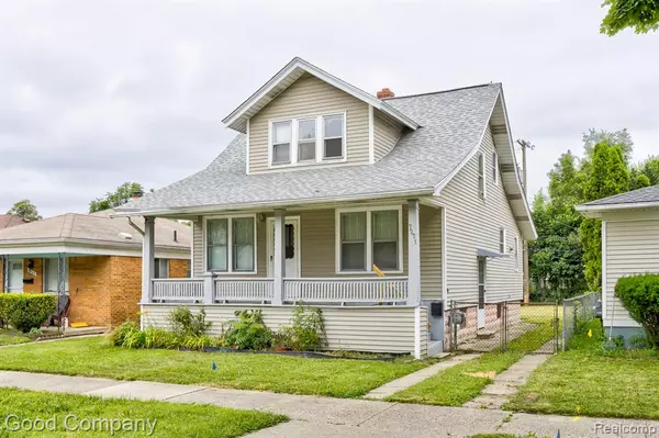 7271 Wiegand Boulevard, Center Line, MI 48015