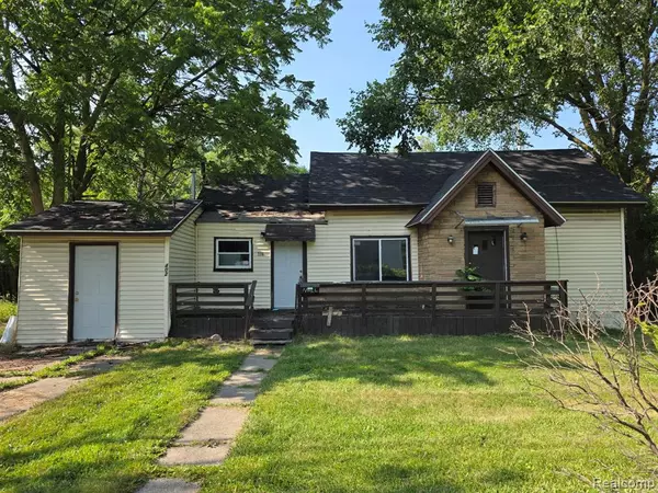 Saginaw, MI 48604,402 Oak Street