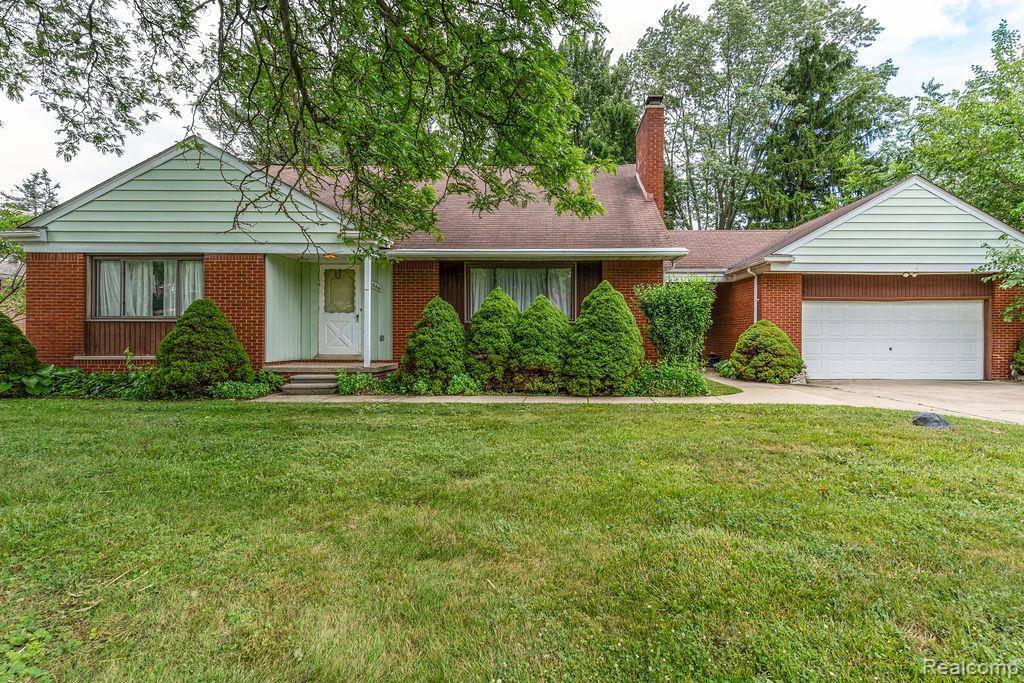 36066 Boyce Drive, Clinton Twp, MI 48035