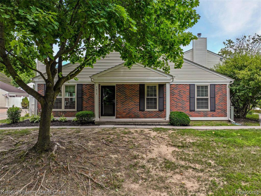 7617 Woodview Drive 12 48, Waterford Twp, MI 48327