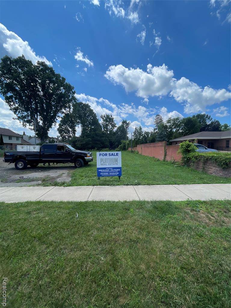 37739 7 Mile Road, Livonia, MI 48152