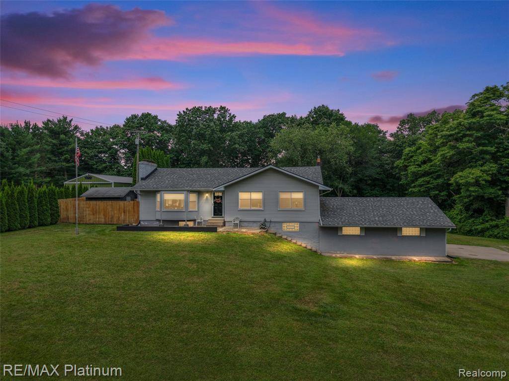 7750 Chilson Road, Hamburg Twp, MI 48169