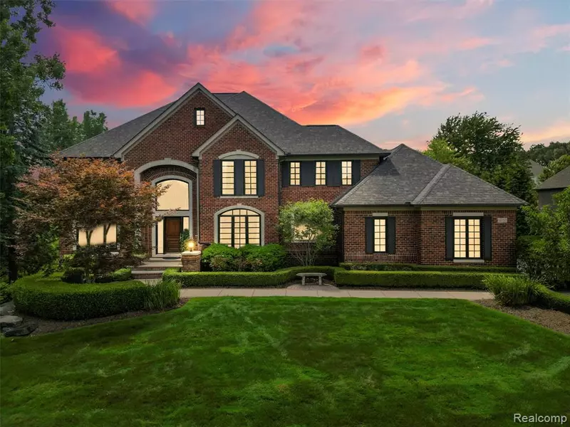 4732 Goodison Place Drive, Rochester, MI 48306
