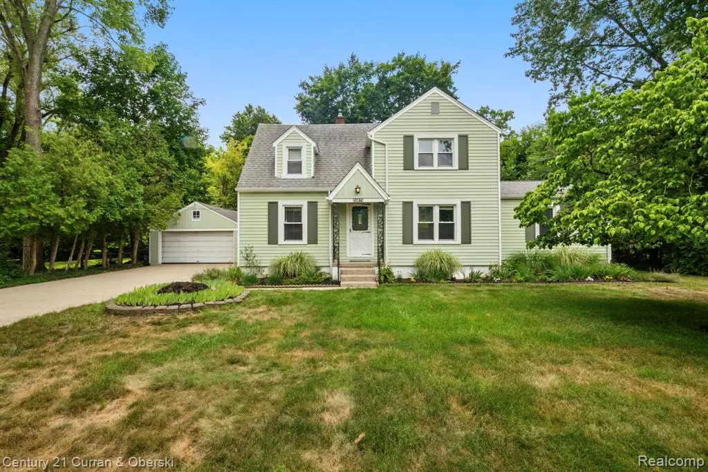 Southfield, MI 48033,25875 Forestview Drive