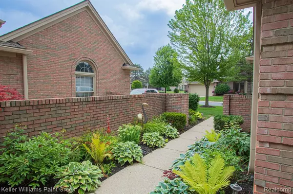 Sterling Heights, MI 48313,42713 Jason Court