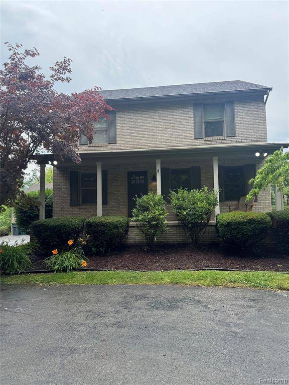 9801 N Ridge Road, Plymouth, MI 48170