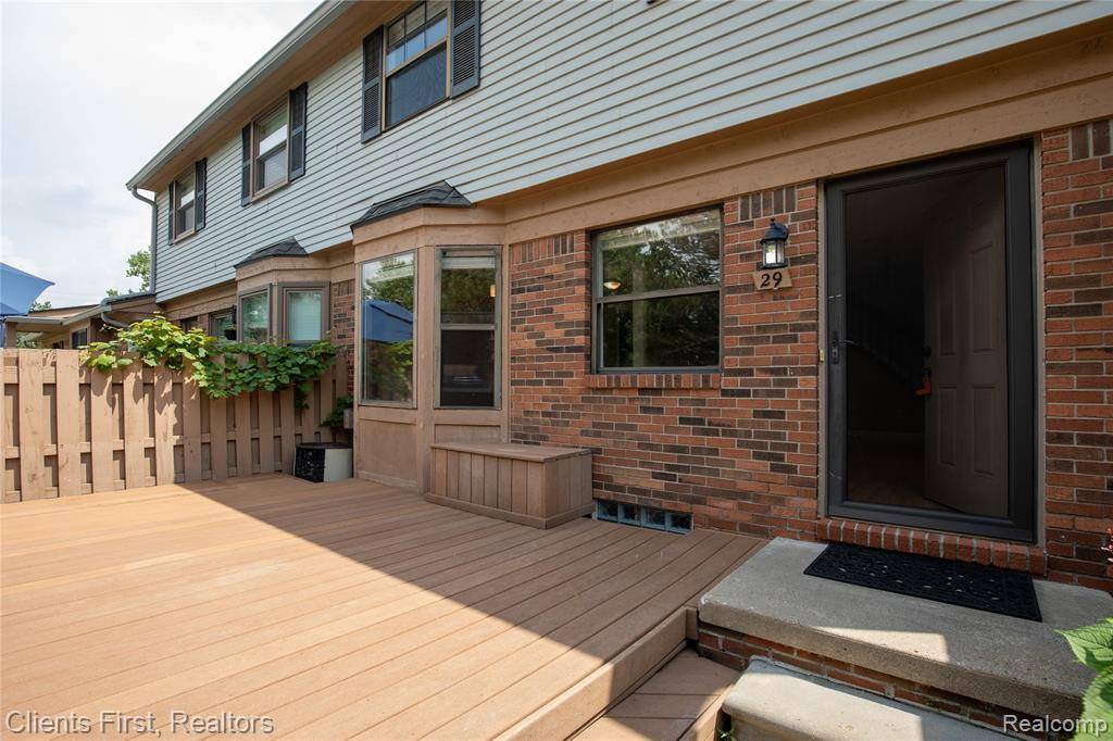 Canton Twp, MI 48188,1891 Vine Way Drive 29