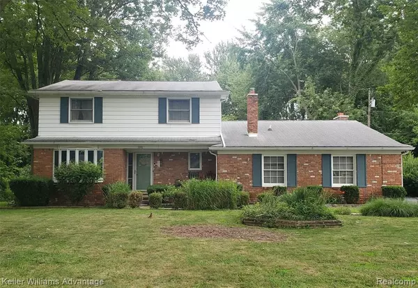 25842 Sierra Drive, Novi, MI 48374