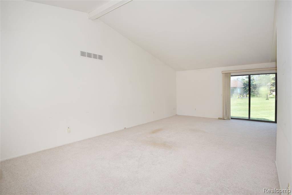 Southfield, MI 48034,27295 Apple Blossom Lane