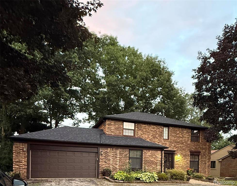 Farmington Hills, MI 48331,30056 Mayfair Drive