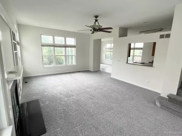 Scio Twp, MI 48103,1235 NORTH BAY