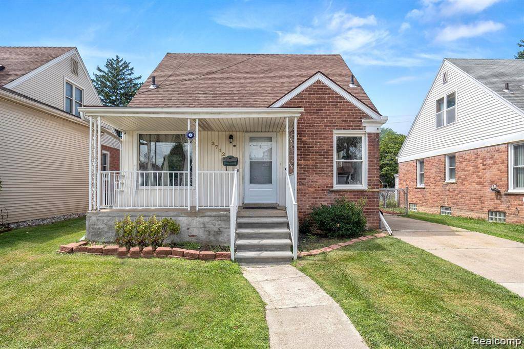 2712 CASS Street, Dearborn, MI 48124