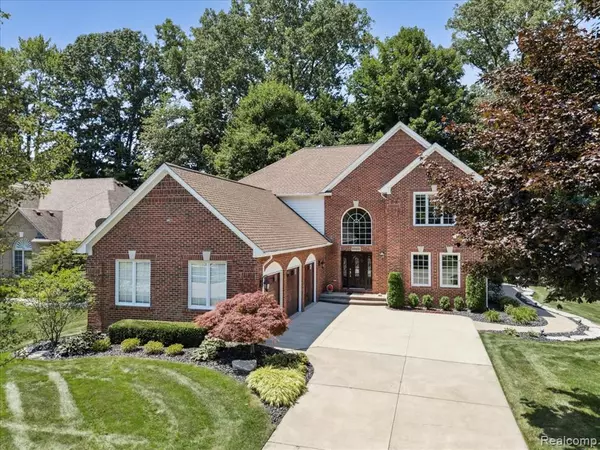 50821 Otter Creek Drive, Shelby Twp, MI 48317