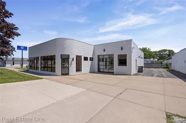 St. Clair Shores, MI 48081,28220 Harper Avenue