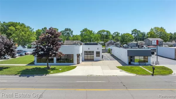 St. Clair Shores, MI 48081,28220 Harper Ave