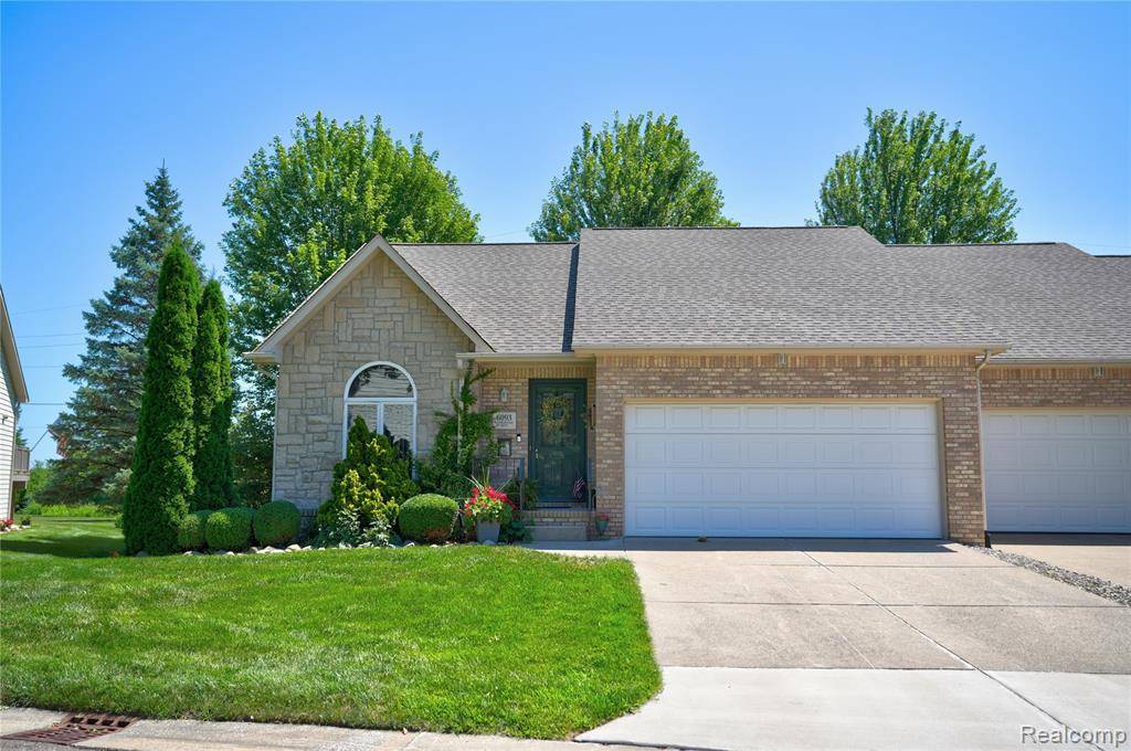 Grand Blanc, MI 48439,6093 Steeplechase Drive