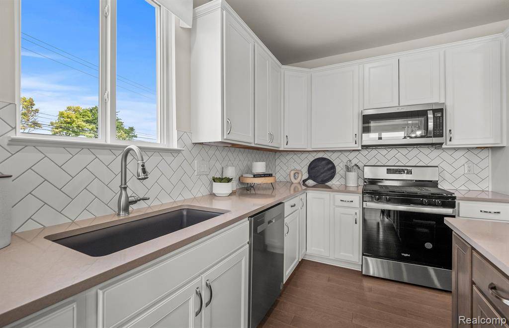 Village Of Clarkston, MI 48346,3042 Sheffield Circle
