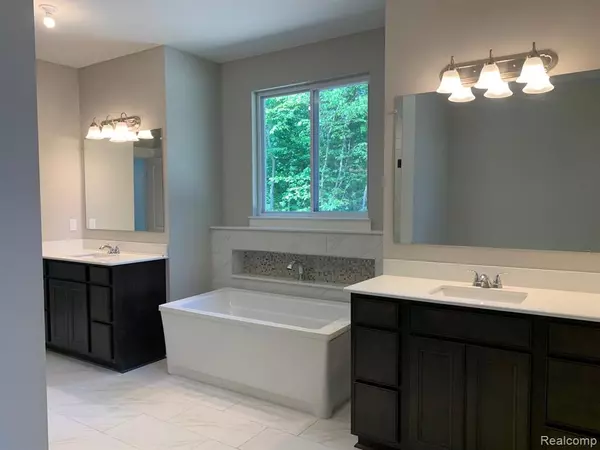 Superior Twp, MI 48105,3768 Kinsley Boulevard