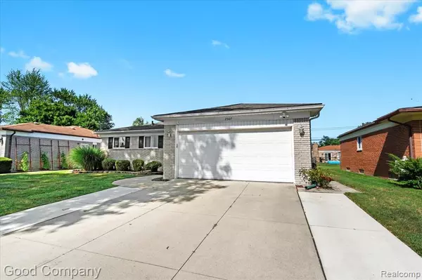 Troy, MI 48083,2307 Castleton Drive
