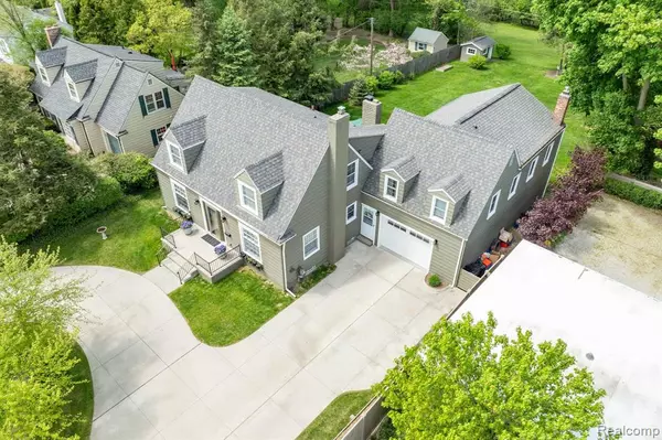 Birmingham, MI 48009,950 W LINCOLN Street