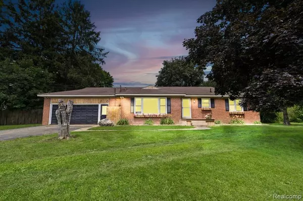 Lyon Twp, MI 48165,57934 Travis Road