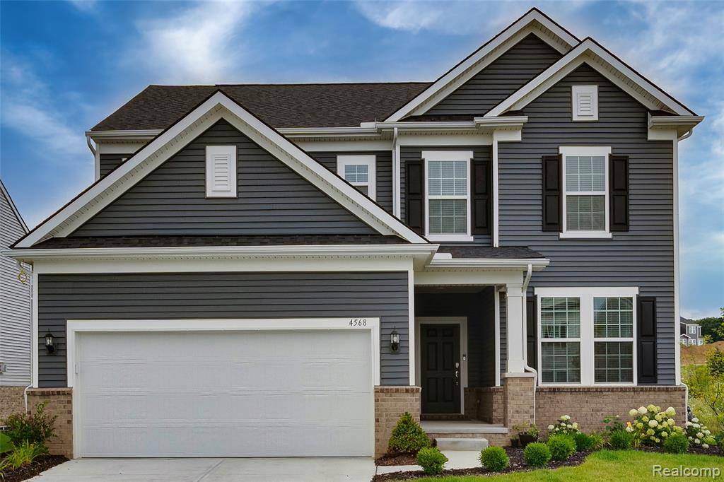 4568 Paradise Parkway, Milford Twp, MI 48381