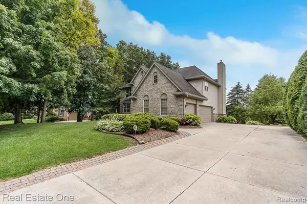 Orion Twp, MI 48360,3515 Discus Court
