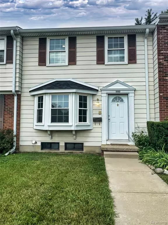 Northville, MI 48167,19585 Mariner Court 383