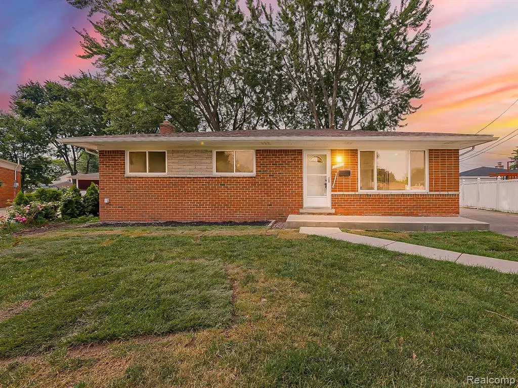 Sterling Heights, MI 48312,33190 Priehs Court