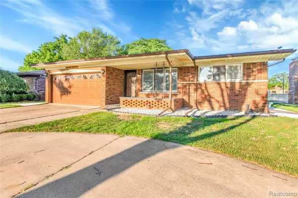 Sterling Heights, MI 48312,35442 Sunset Drive