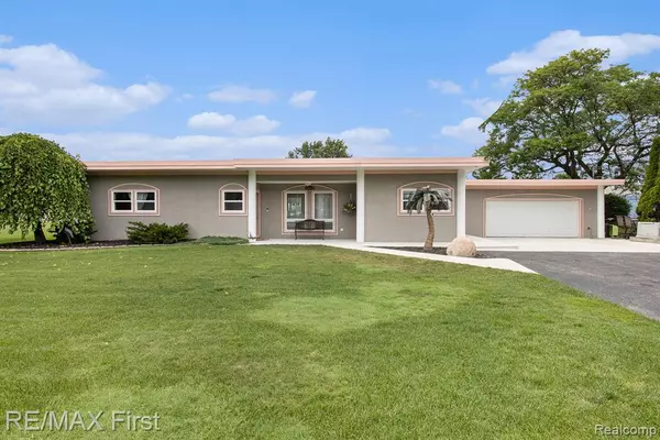 48855 Salt River Drive, Chesterfield Twp, MI 48047