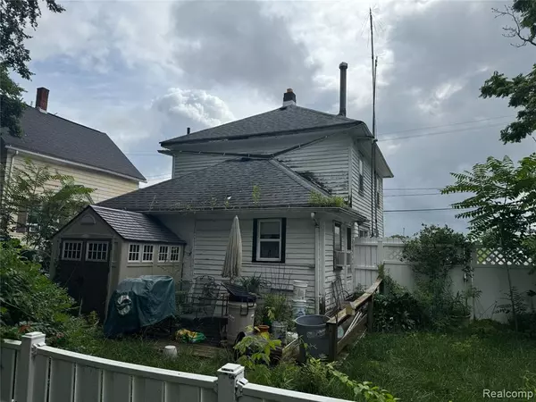 Clio, MI 48420,417 N Mill Street