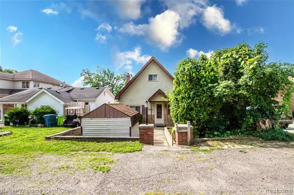 6903 Dandison Boulevard, West Bloomfield Twp, MI 48324