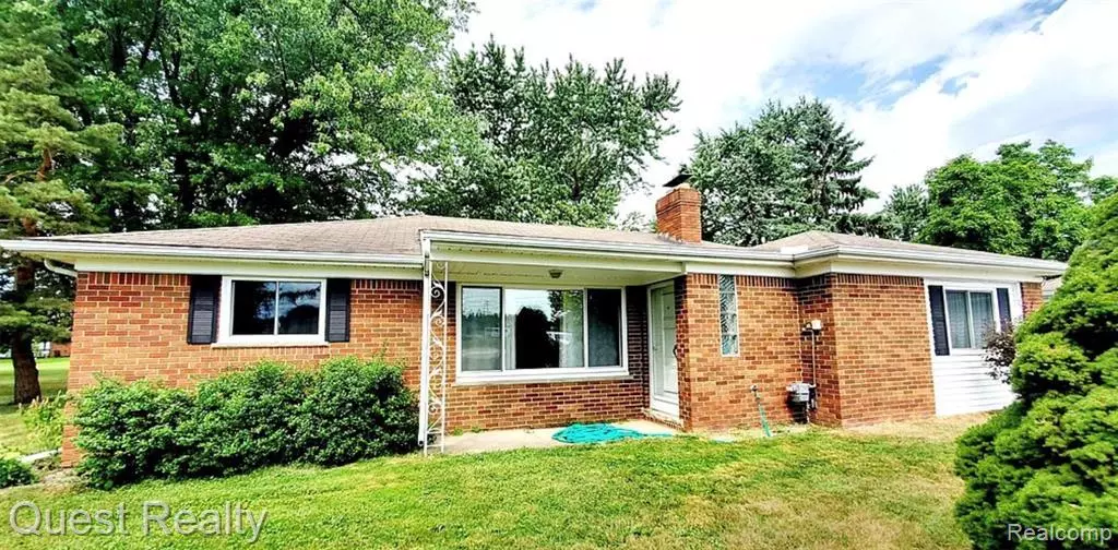 39409 Dequindre Road, Troy, MI 48085