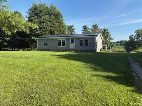 4114 Snoblin Road, North Branch Twp, MI 48461