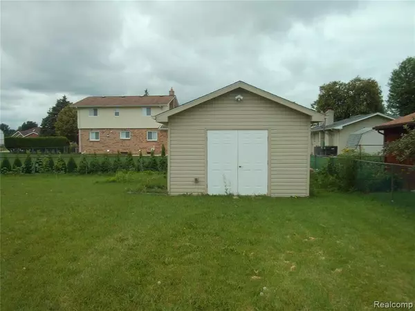 Sterling Heights, MI 48314,41223 Sesame Drive
