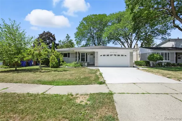 Warren, MI 48093,30045 Smith Drive