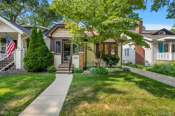 Pleasant Ridge, MI 48069,47 Wellesley Drive